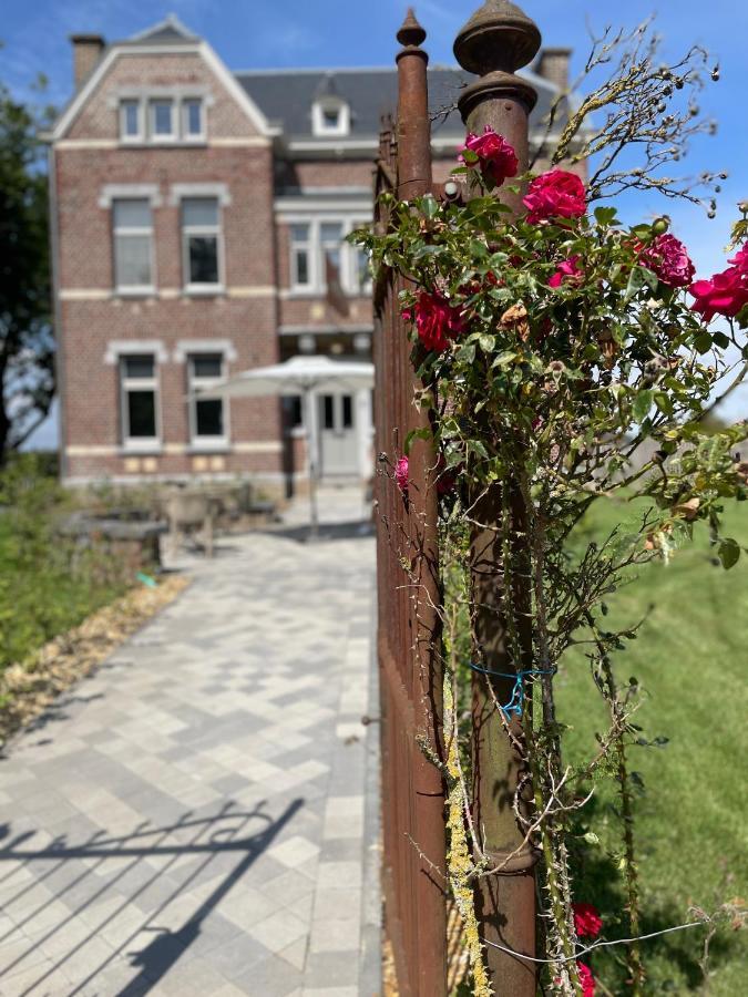B&B Het Notarishuis - Authentiek Verblijf Nabij Maastricht Вурен Екстериор снимка