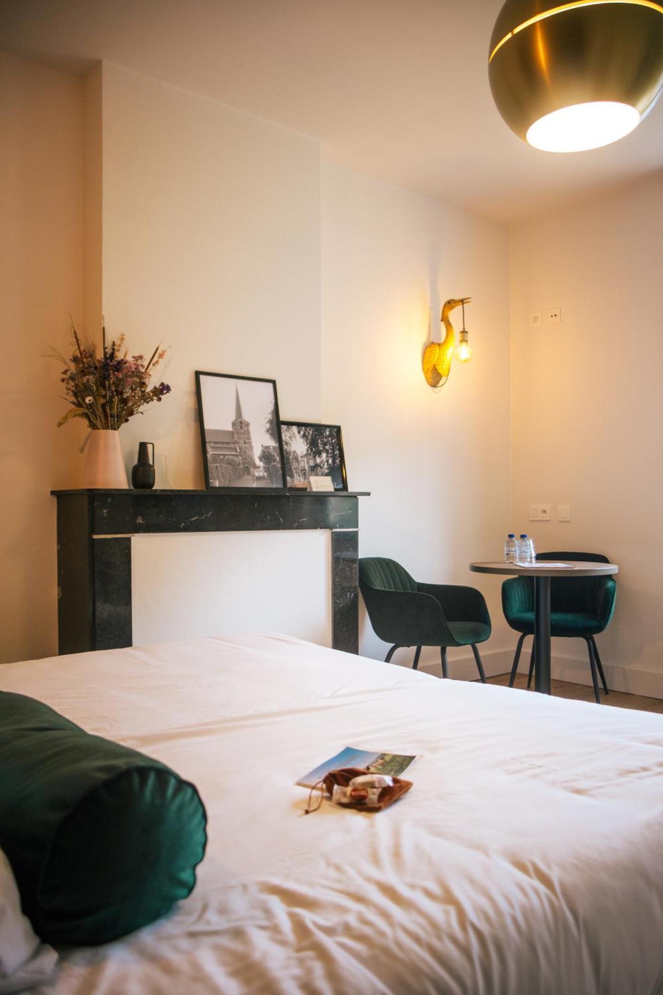 B&B Het Notarishuis - Authentiek Verblijf Nabij Maastricht Вурен Екстериор снимка